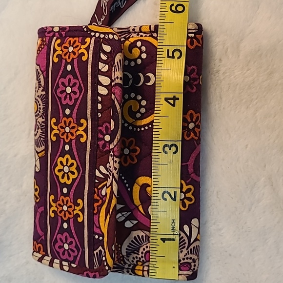 Vera Bradley Tri-Fold Euro Wallet (Safari Sunset) GUC - Picture 9 of 13